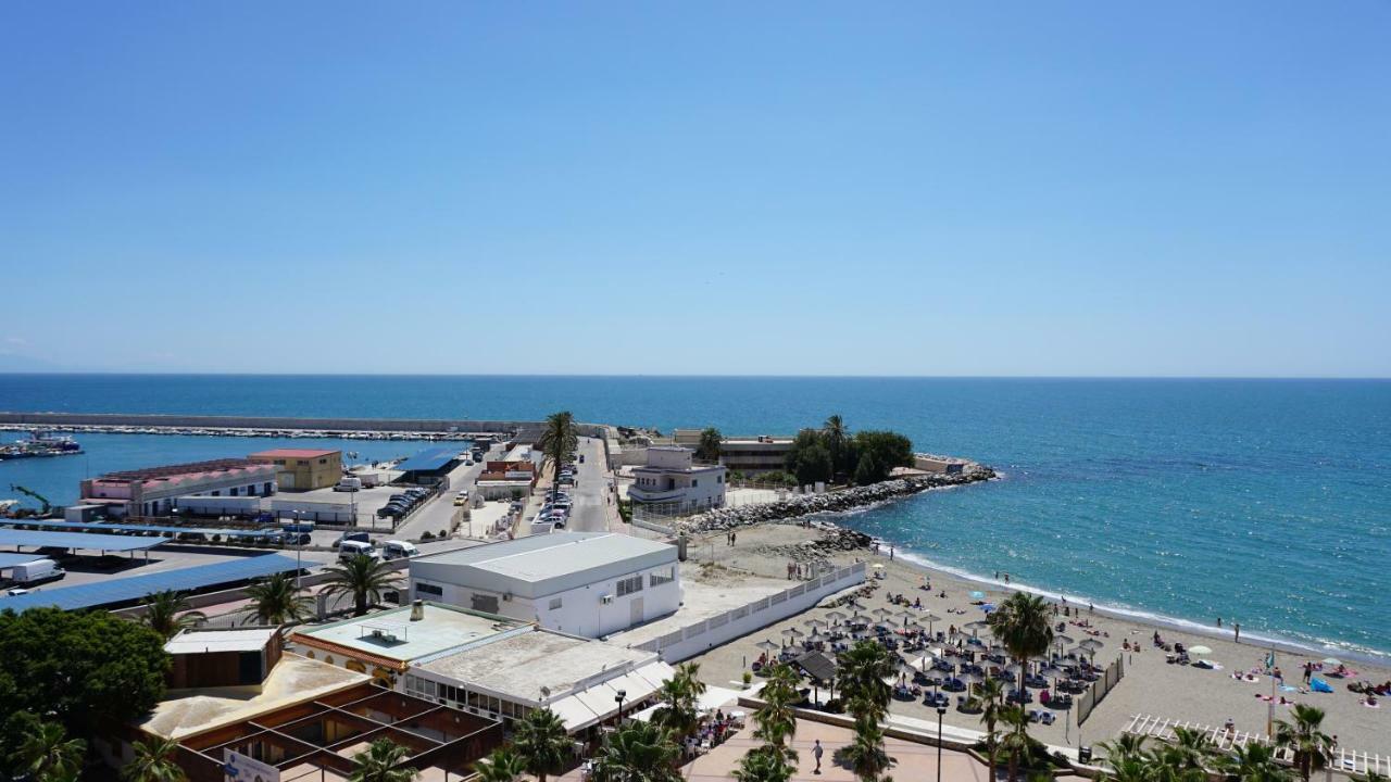 Beachfront Apartment In Fuengirola With Sea Views Εξωτερικό φωτογραφία